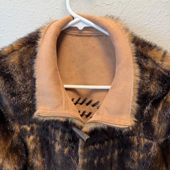 Vintage Reversible Shearling & Faux Fur Toggle Coat Women's Size S 19" ptp - Picture 5 of 14